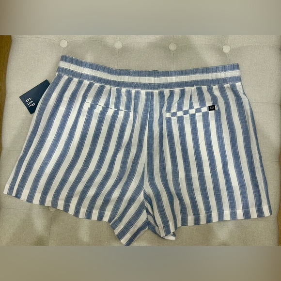 Gap linen shorts. XL. BRAND NEW - Picture 2 of 2